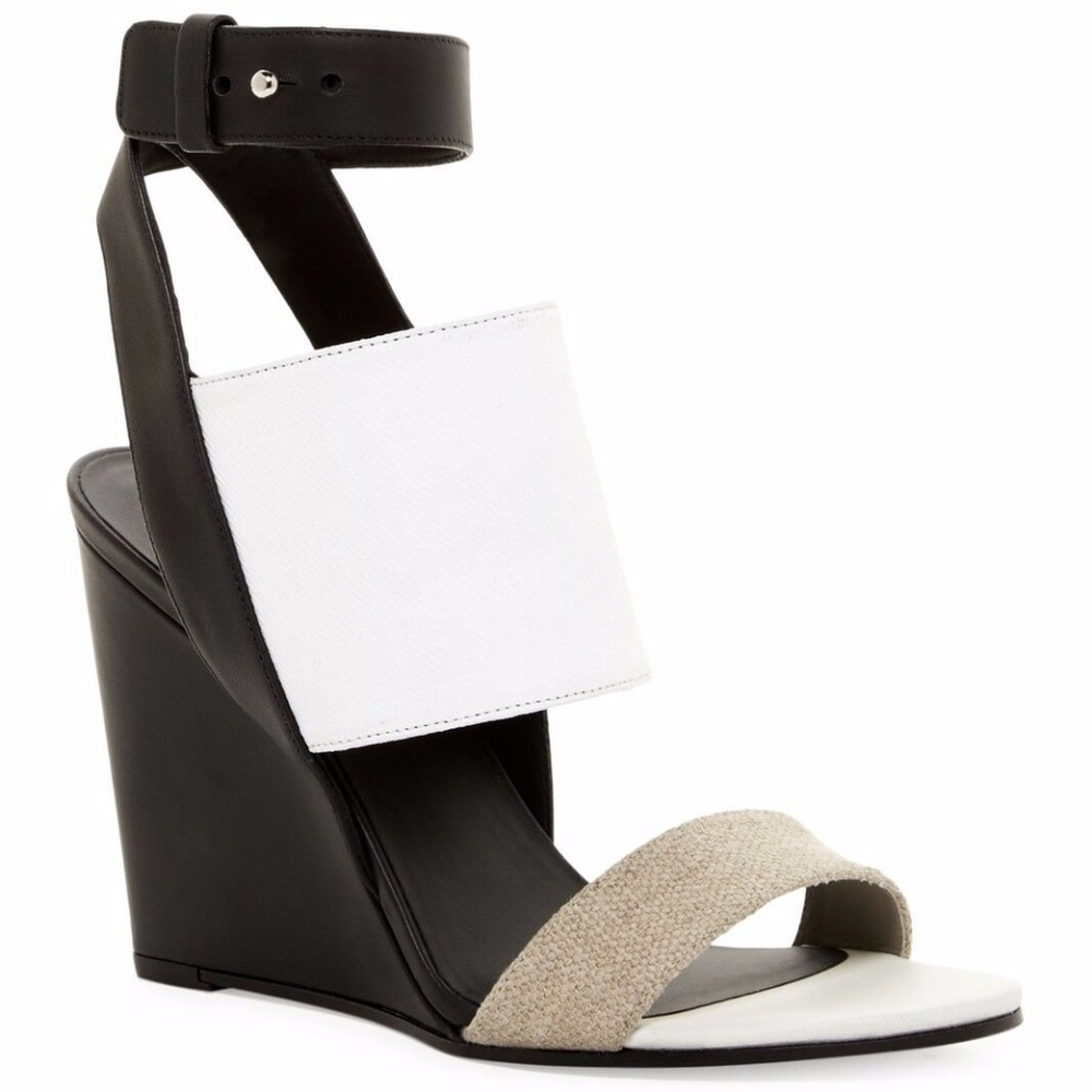 DAMAGED: NIB $425 VINCE Kyra Wedge Sandal in Black/White/Natural in size 6.5! - Picture 1 of 11